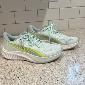 Puma Women's Mint Green Athletic Shoes with Yellow Accents